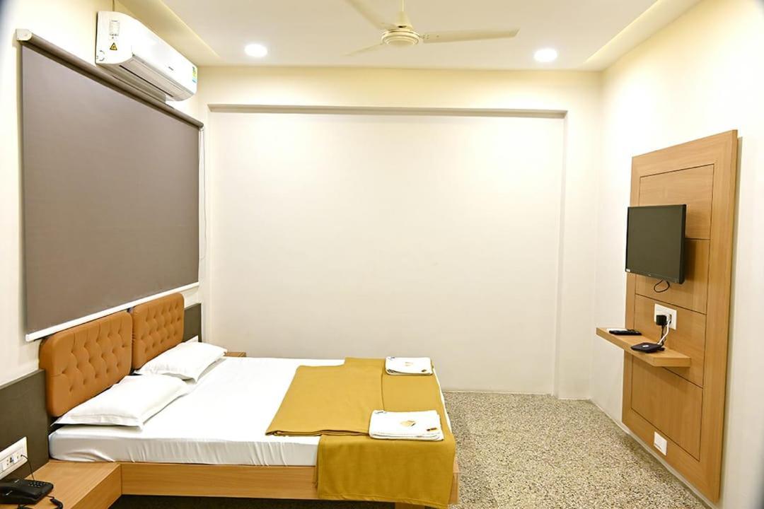 Prince Residency Club House Jāmnagar المظهر الخارجي الصورة